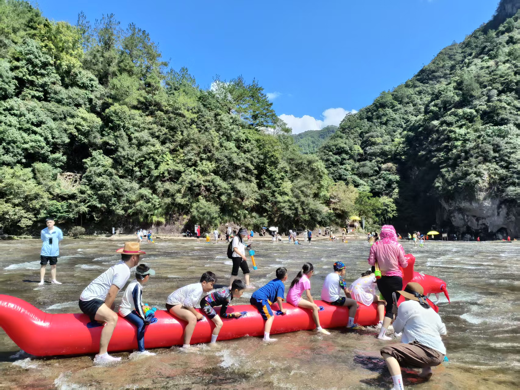 1759974219276196.jpg 1759974219276196.jpg