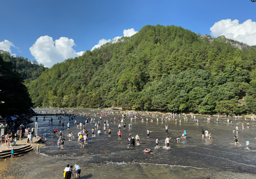 1759974582414467.png b7c6d5ce-dc05-4642-ae80-c7bc140df241.png